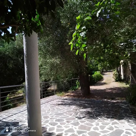 Strandnahe In Mit Grill * Pisciotta